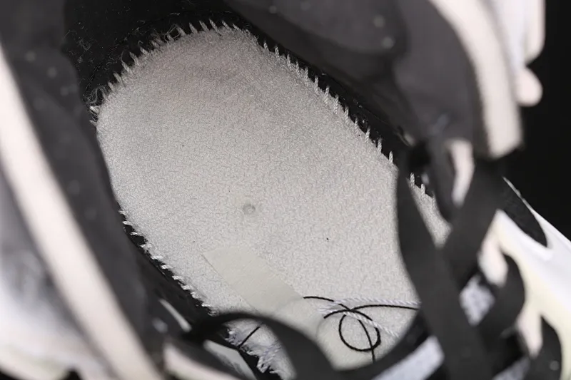 All categories Air Jordan Jordan series basketball shoes Air Jordan 1 High G version Air Jordan 1 Zoom Air CMFT AJ1 Joe 1 Pearl White high-top basketball shoes CT0979-002